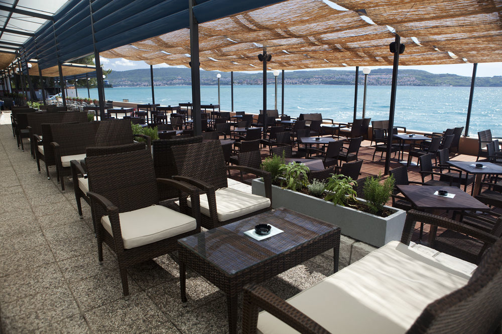 Villa Cedra - Hotel & Resort Adria Ankaran Ngoại thất bức ảnh